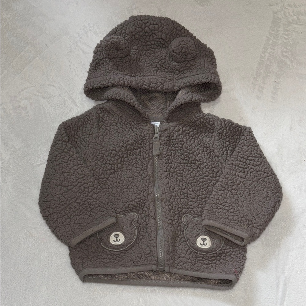 Carter's Soft zip up Sherpa Jacket 9 months bear 🐻 gender neutral